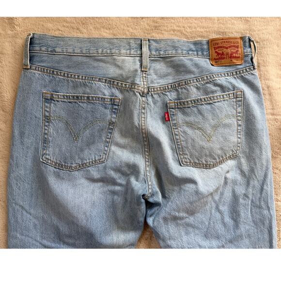 Levi's 501 T Tapered Jeans Size 32 - Picture 3 of 8